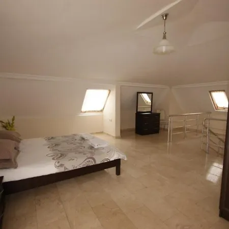 5 Star Villa, With Private Chef, Daily Housekeeping And Personal Concierge, 1039 Villa