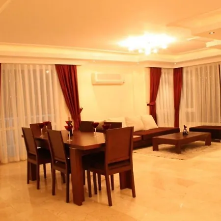 5 Star Villa, With Private Chef, Daily Housekeeping And Personal Concierge, 1039 Vila Alanya
